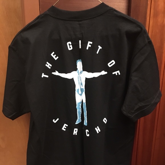 NWOT Official WWE Chris Jericho tshirt - Picture 2 of 3